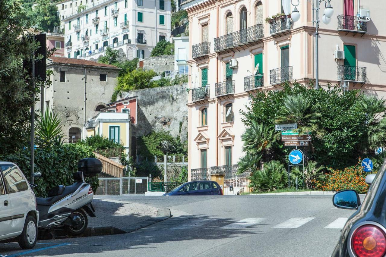 Ferienwohnung Divina Costa Salerno Exterior foto